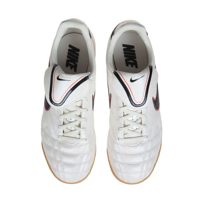 Обувь для зала Nike Tiempo Natural III IC 366206-908